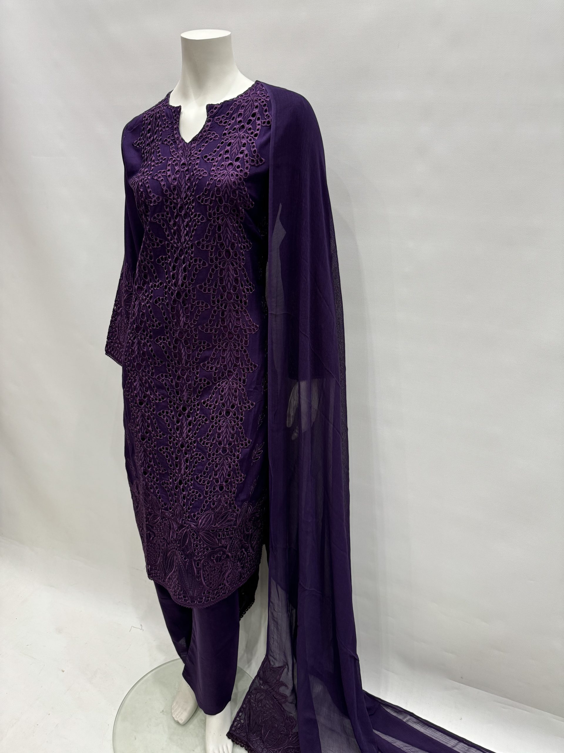 E25-D3 Trendy Cut Work Salwar Kameez Purple - Image 5