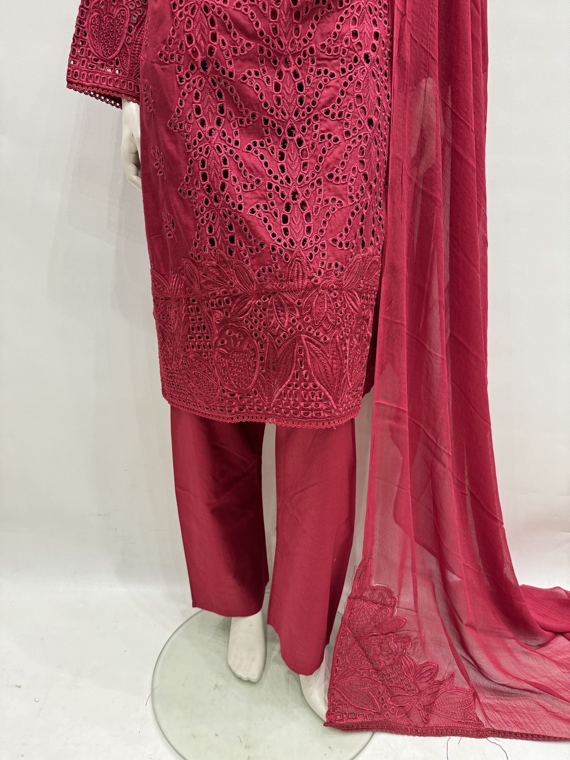 E25-D3 Trendy Cut Work Salwar Kameez Maroon - Image 5