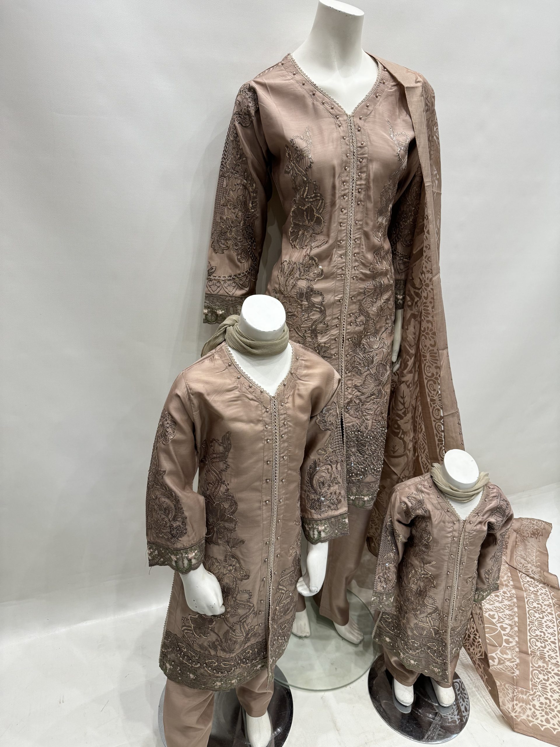 E25-D5 Mummy and Me Skin - Image 2